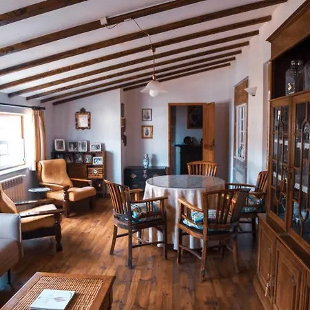 Oliveira Villa