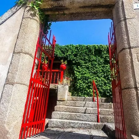 Oliveira Villa *
